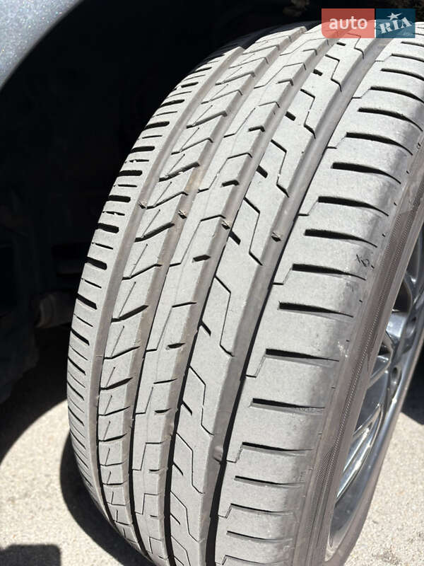 Седан BMW 3 Series 2014 в Киеве