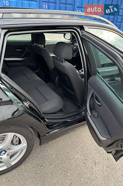 Универсал BMW 3 Series 2009 в Львове