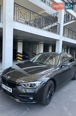 Седан BMW 3 Series 2015 в Києві