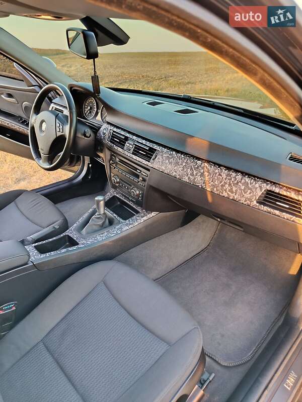 Седан BMW 3 Series 2009 в Днепре фото 29 Седан BMW 3 Series 2009 в Днепре