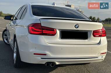 Седан BMW 3 Series 2015 в Києві