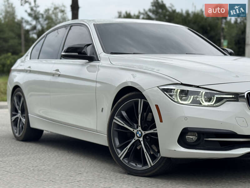 Седан BMW 3 Series 2016 в Львове