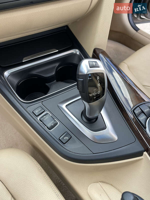 Седан BMW 3 Series 2014 в Киеве