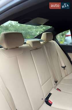 Седан BMW 3 Series 2017 в 