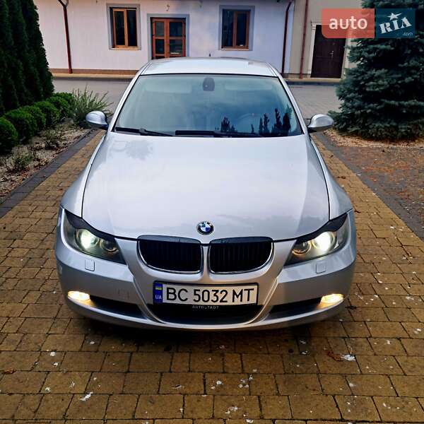 Седан BMW 3 Series 2007 в Львові