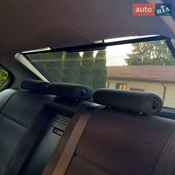 Седан BMW 3 Series 2007 в Львові