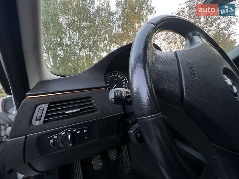 Седан BMW 3 Series 2007 в Житомире