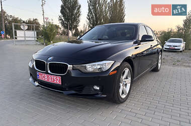 Седан BMW 3 Series 2015 в Черкасах