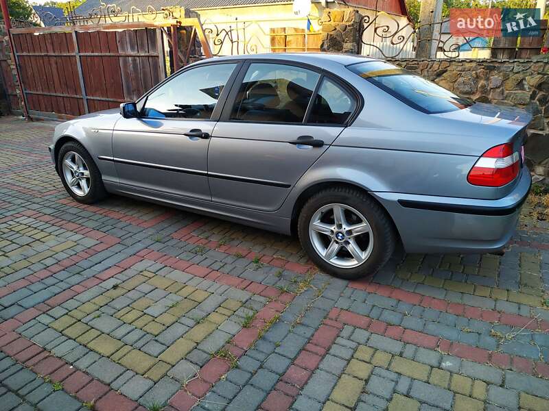 Седан BMW 3 Series 2004 в Луцке