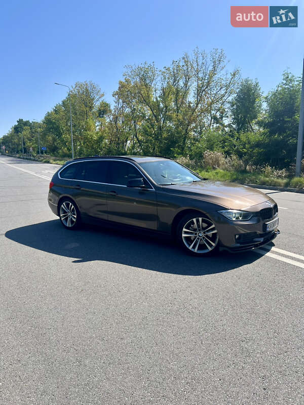 Універсал BMW 3 Series 2013 в Хмельницькому