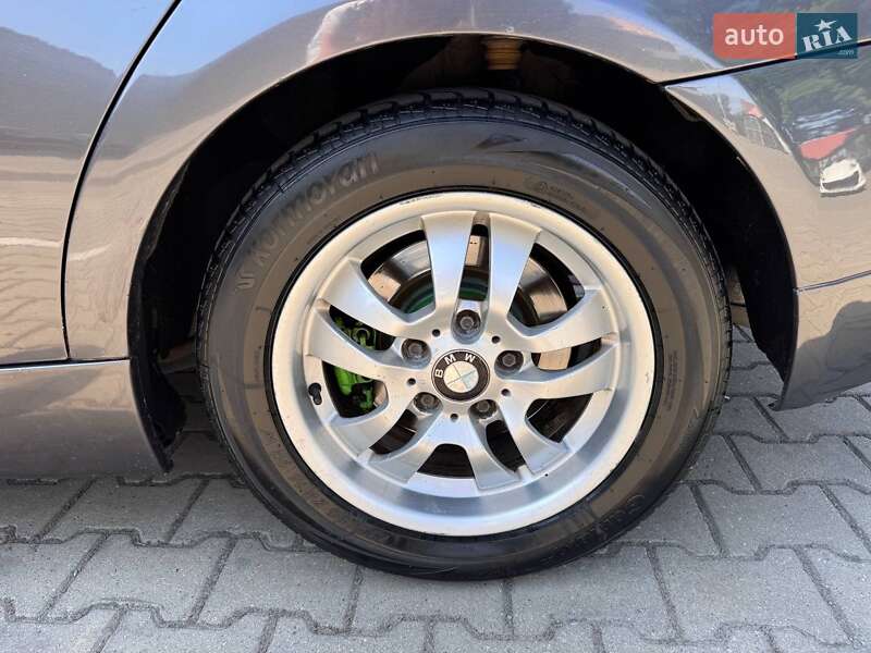 Седан BMW 3 Series 2008 в Ужгороді