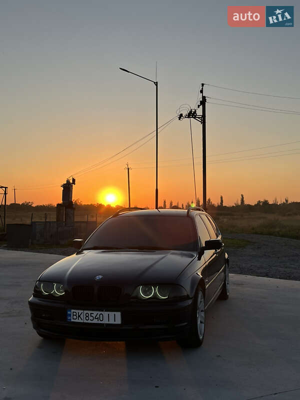 Универсал BMW 3 Series 2001 в Новом Буге фото 2 Универсал BMW 3 Series 2001 в Новом Буге