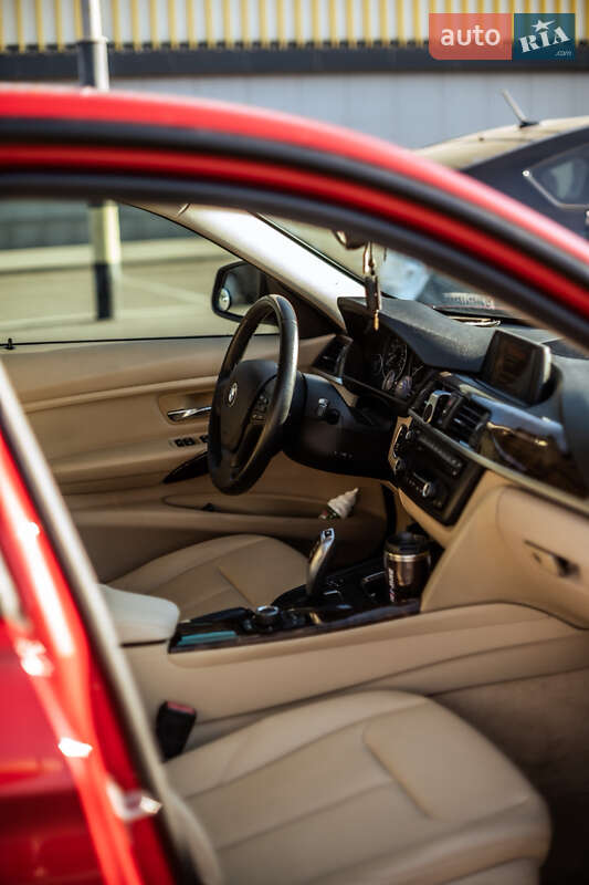 Седан BMW 3 Series 2015 в Києві фото 23 Седан BMW 3 Series 2015 в Києві