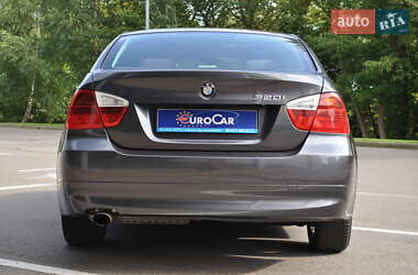 Седан BMW 3 Series 2005 в 