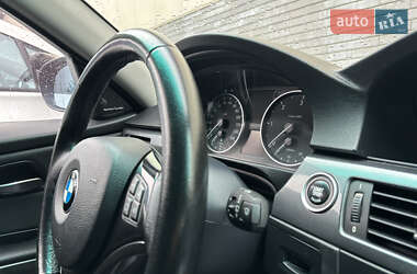 Універсал BMW 3 Series 2009 в  фото 36 Універсал BMW 3 Series 2009 в
