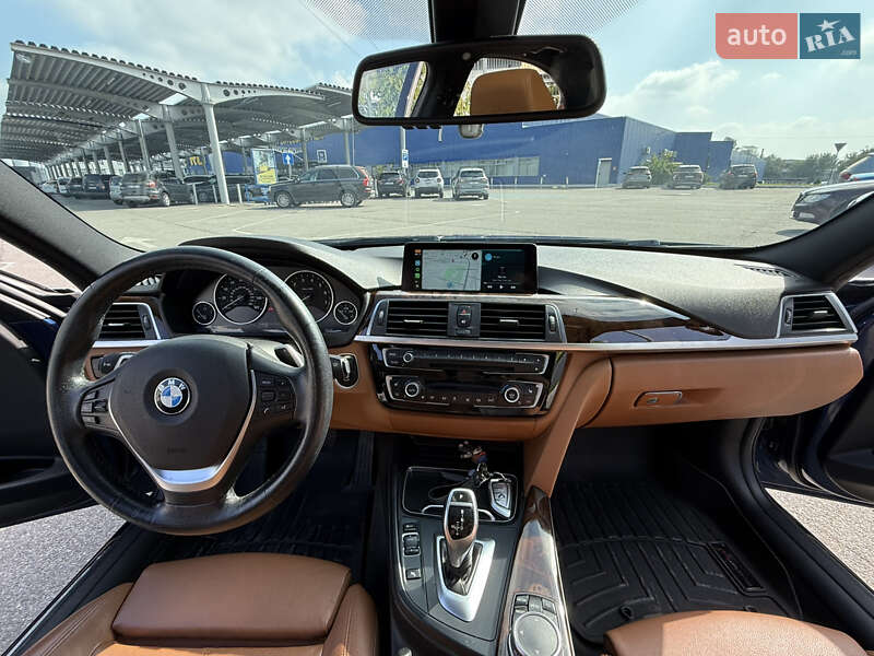 Седан BMW 3 Series 2015 в Львові