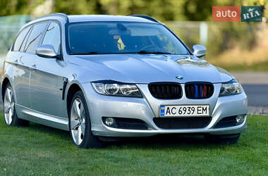 Универсал BMW 3 Series 2010 в Иваничах