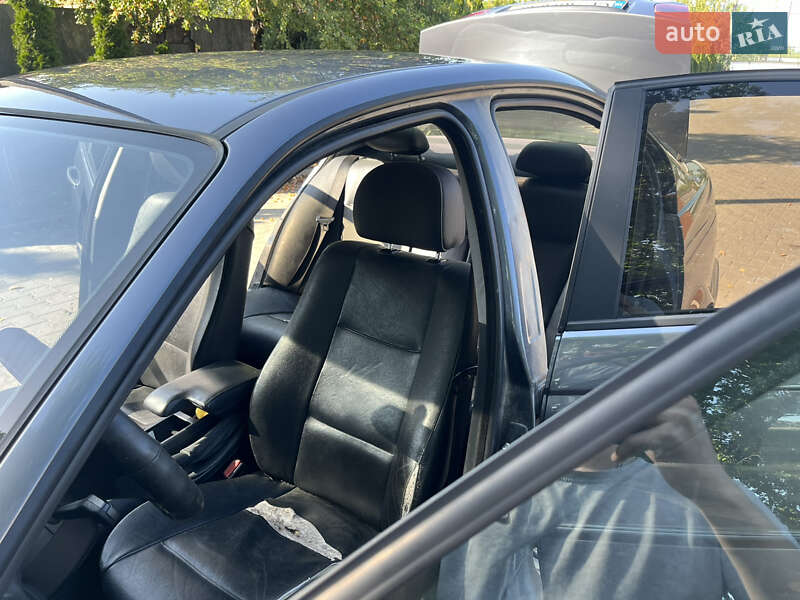 Седан BMW 3 Series 2002 в Черновцах фото 21 Седан BMW 3 Series 2002 в Черновцах