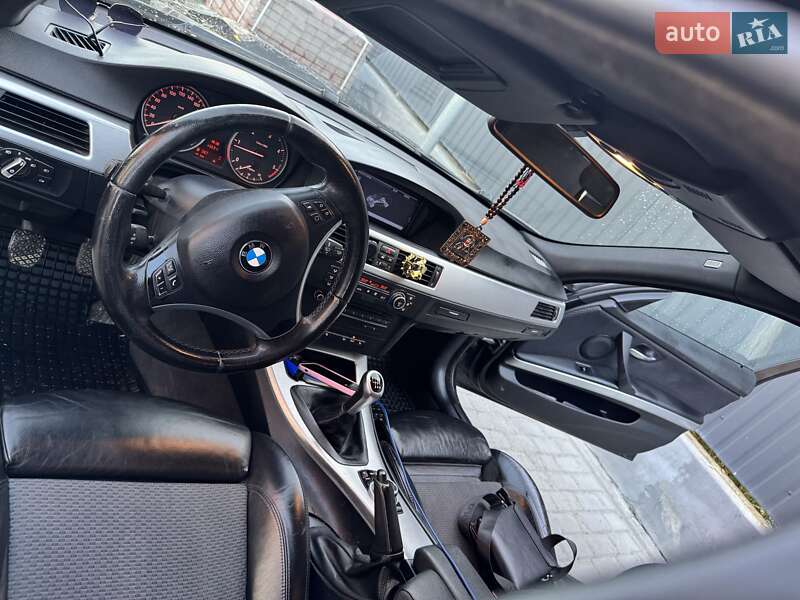 Універсал BMW 3 Series 2009 в Кременці