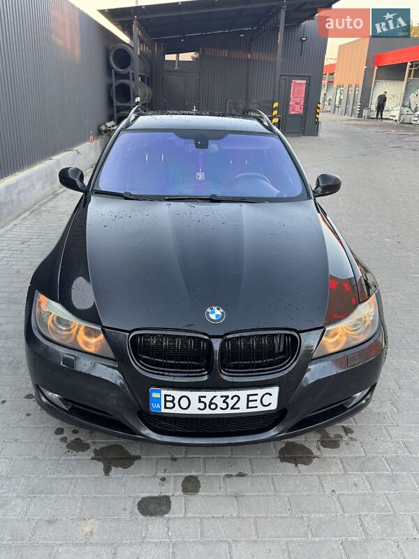 BMW 3 Series 2009