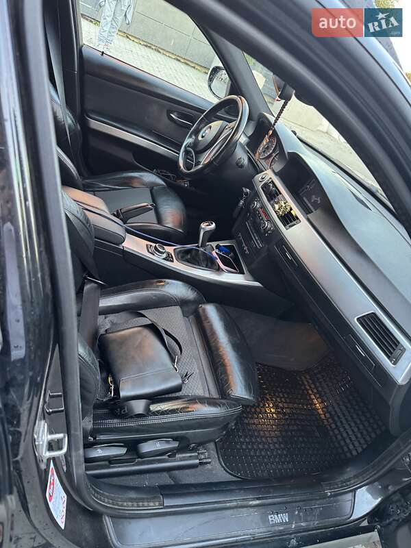 Універсал BMW 3 Series 2009 в Кременці