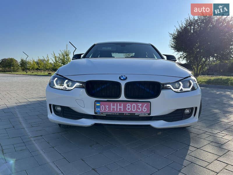 Седан BMW 3 Series 2014 в Ровно