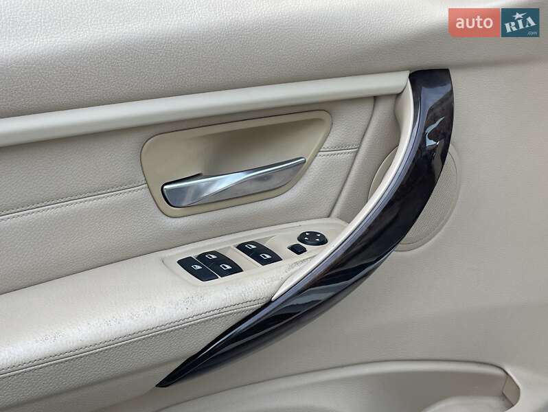 Седан BMW 3 Series 2014 в Киеве