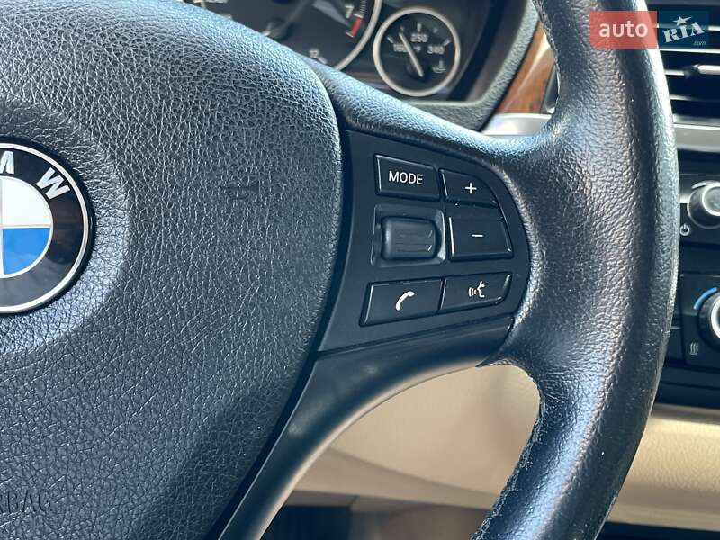 Седан BMW 3 Series 2014 в Киеве