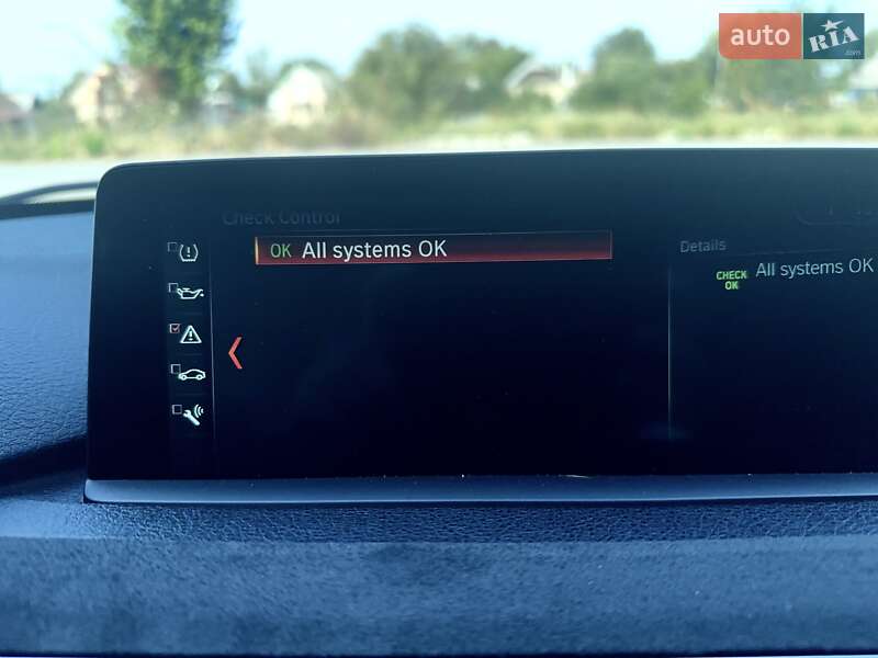 Седан BMW 3 Series 2016 в Киеве