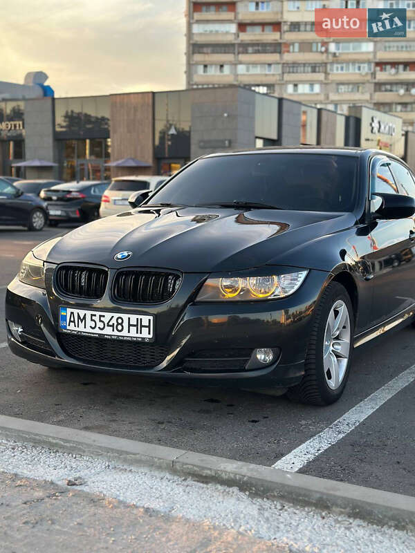 Седан BMW 3 Series 2009 в Житомире