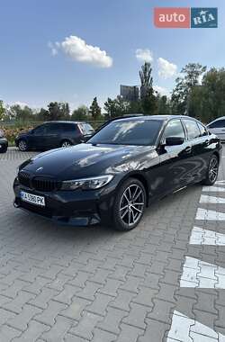Седан BMW 3 Series 2022 в Киеве