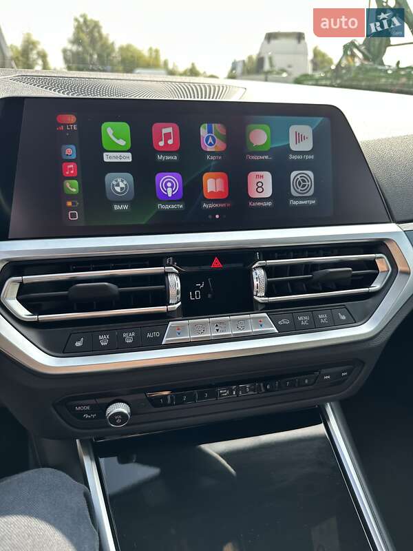 Седан BMW 3 Series 2022 в Києві