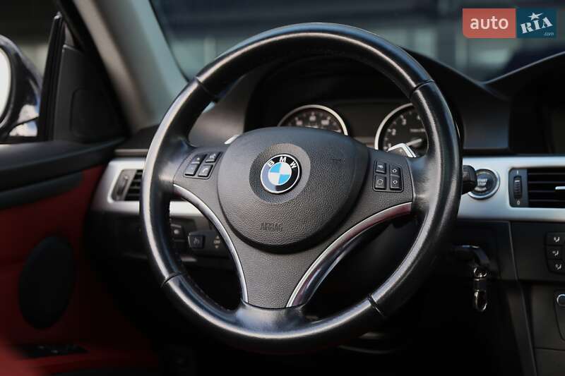 Купе BMW 3 Series 2010 в Киеве