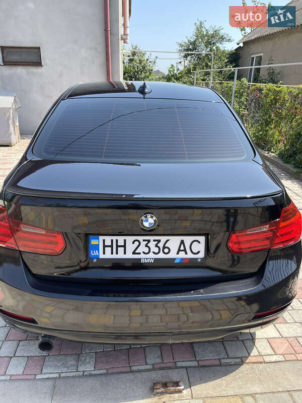 Седан BMW 3 Series 2013 в Овидиополе