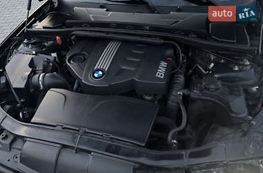 Універсал BMW 3 Series 2009 в  фото 25 Універсал BMW 3 Series 2009 в