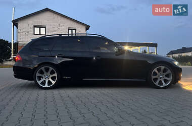 Універсал BMW 3 Series 2009 в  фото 12 Універсал BMW 3 Series 2009 в
