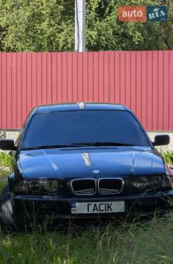 Седан BMW 3 Series 2001 в Львові