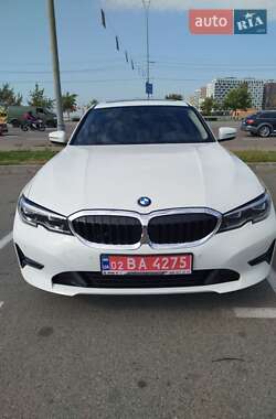 Седан BMW 3 Series 2019 в Киеве