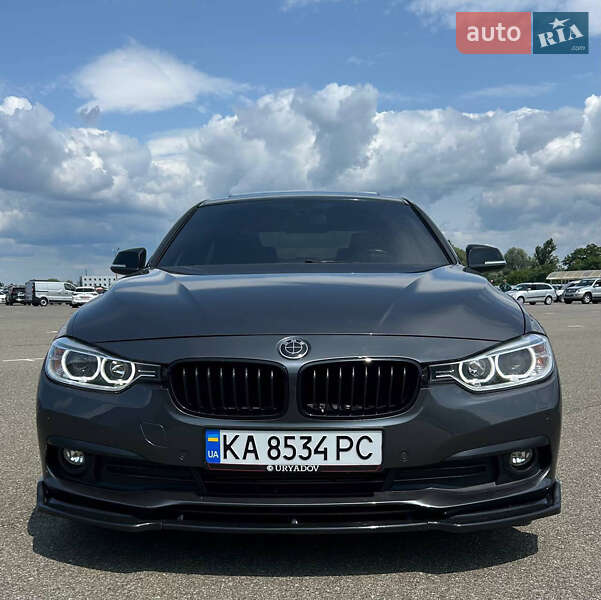 Седан BMW 3 Series 2016 в Киеве