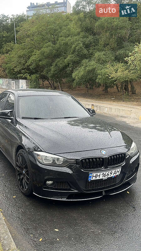 Седан BMW 3 Series 2016 в Одесі