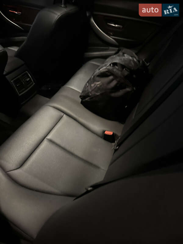 Седан BMW 3 Series 2016 в Одесі