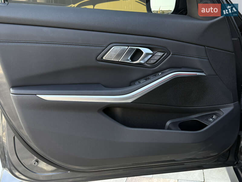 Седан BMW 3 Series 2022 в Києві