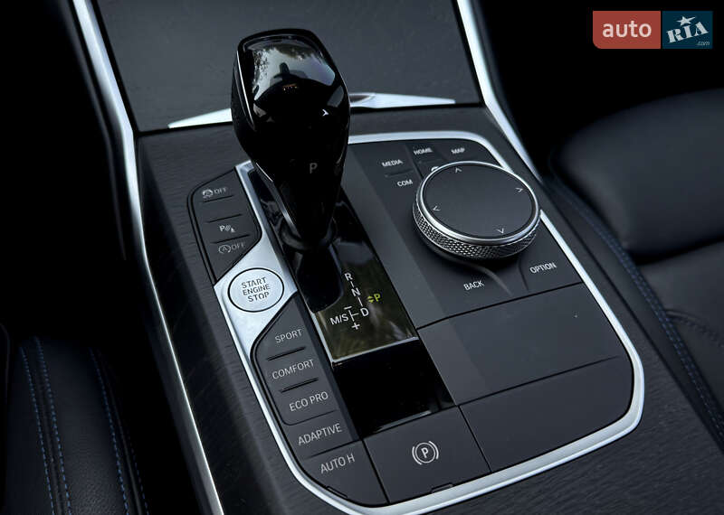 Седан BMW 3 Series 2022 в Києві