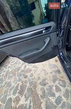 Седан BMW 3 Series 2004 в  фото 14 Седан BMW 3 Series 2004 в
