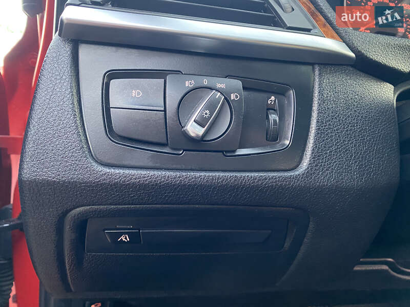 Седан BMW 3 Series 2013 в Одесі