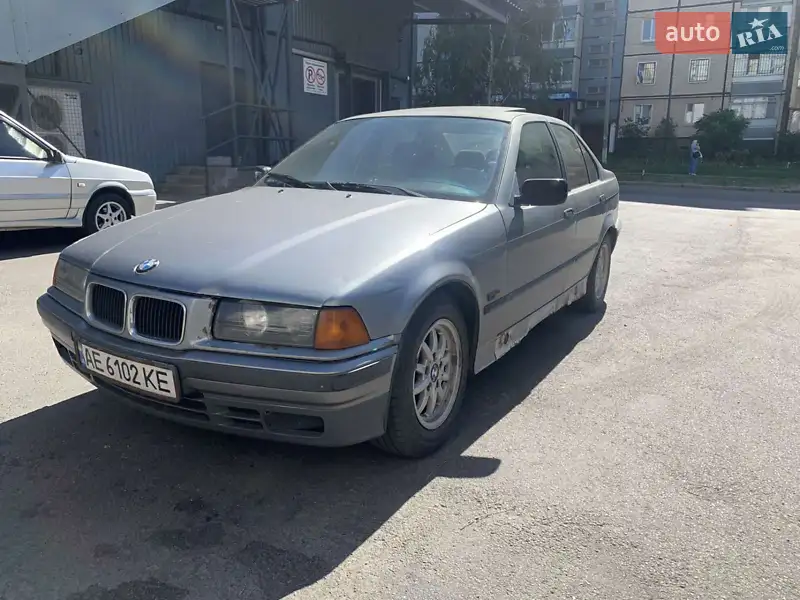BMW 3 Series 1992