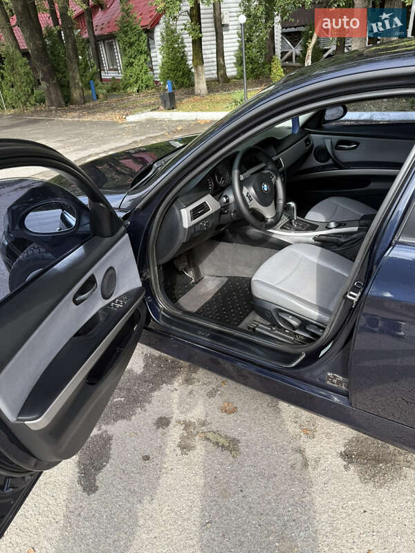 Седан BMW 3 Series 2006 в Ивано-Франковске