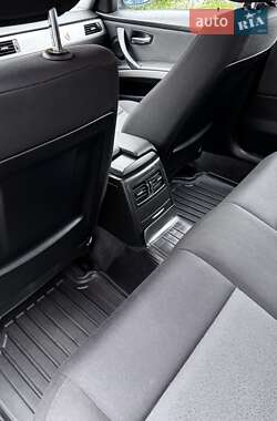 Седан BMW 3 Series 2007 в 