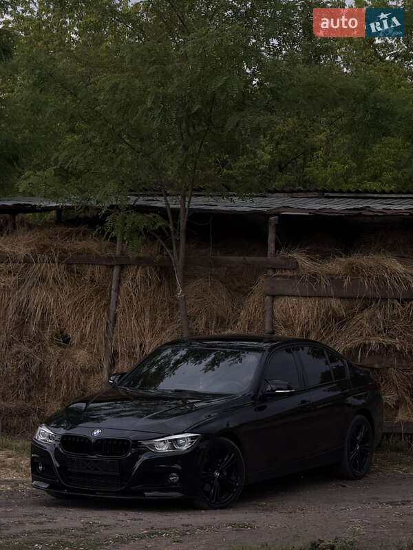 Седан BMW 3 Series 2016 в Одессе фото 2 Седан BMW 3 Series 2016 в Одессе