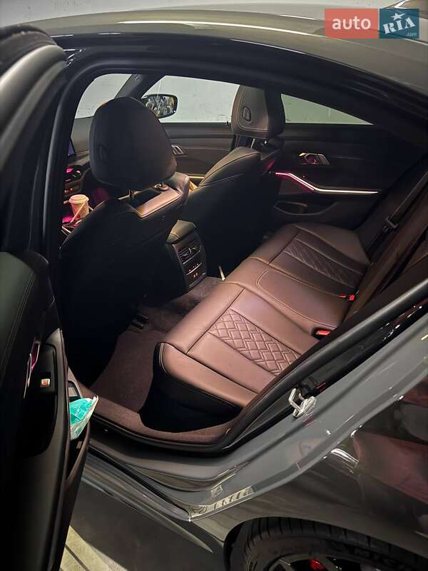 Седан BMW 3 Series 2024 в Киеве